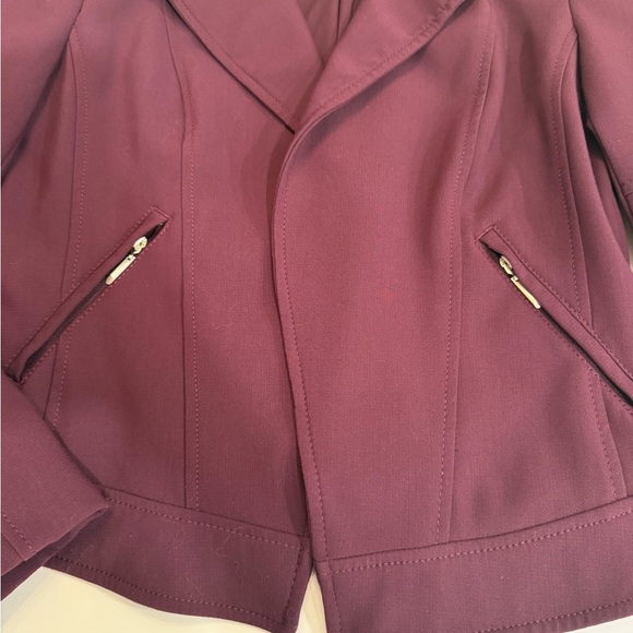 White House Black Market Burgundy Pencil Skirt w/ moto open front blazer 4P - Picture 9 of 13